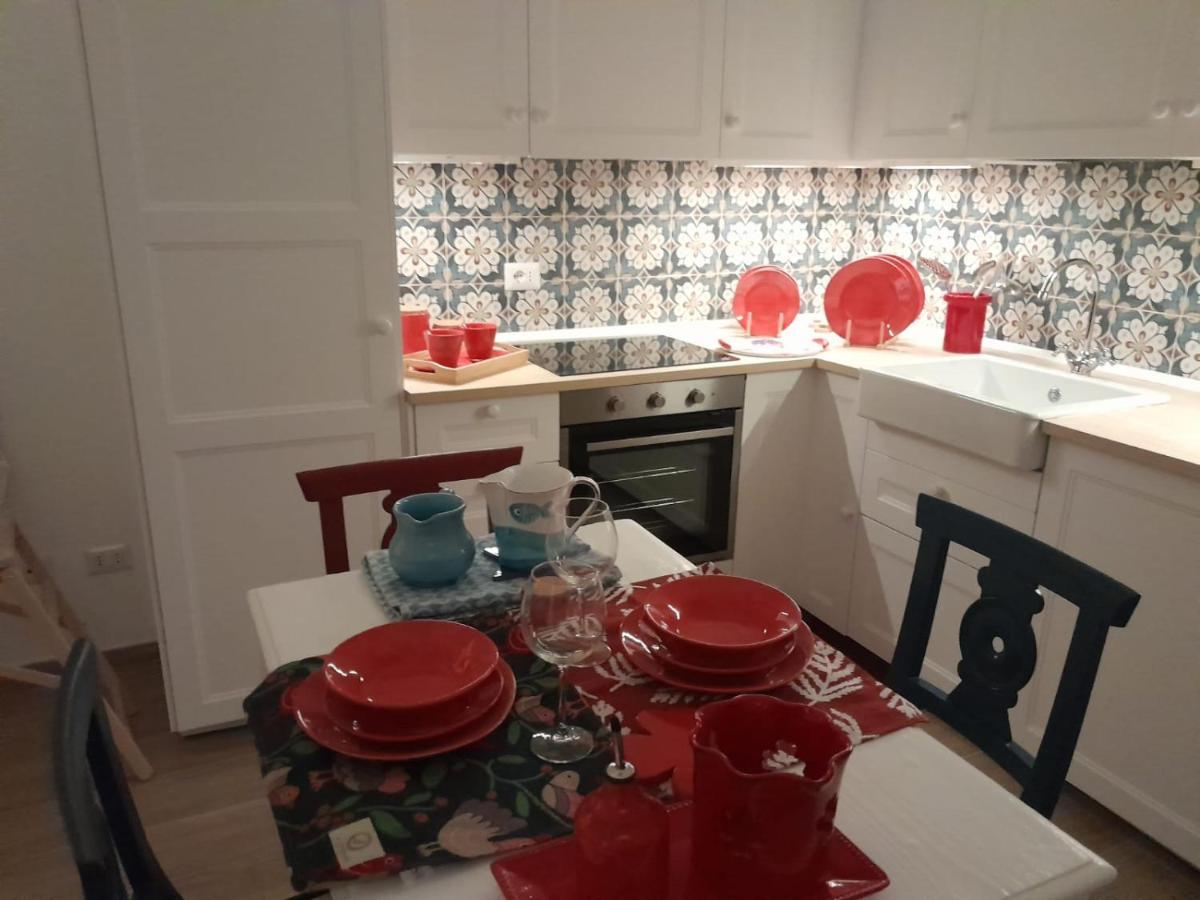 Le Farfalle Специя Экстерьер фото